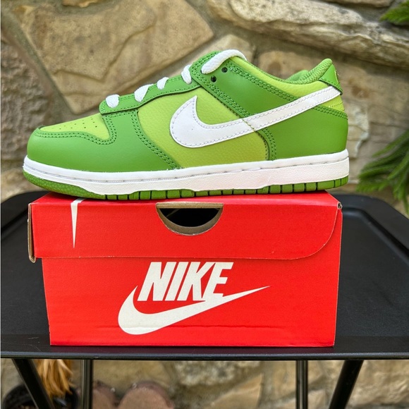 Nike Dunk Low “Chlorophyll” Size 13c Preschool - Picture 3 of 12